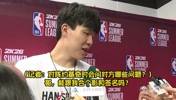 对上约基奇会问什么？杨瀚森幽默回答：哥，能给我签名合影吗🤣